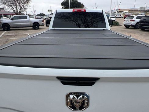 Used 2024 RAM 2500 Tradesman w/ Chrome Appearance Group image 29