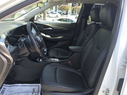 Used 2024 Buick Encore GX Sport Touring w/ Comfort Package FWD image 21