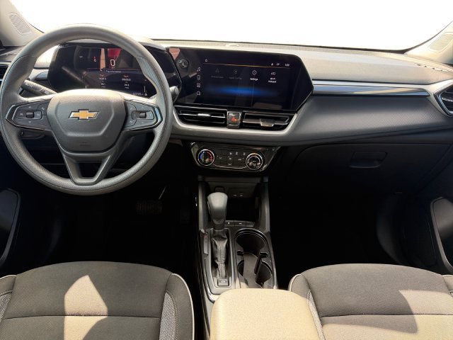 Used 2025 Chevrolet TrailBlazer LT FWD image 10