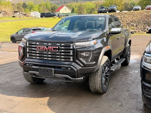 Used 2023 GMC Canyon Denali AWD/4WD image 1