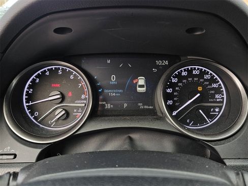 Used 2022 Toyota Camry SE image 13