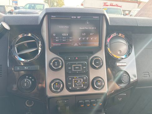Used 2014 Ford F350 Platinum w/ FX4 Off-Road Package AWD/4WD image 21