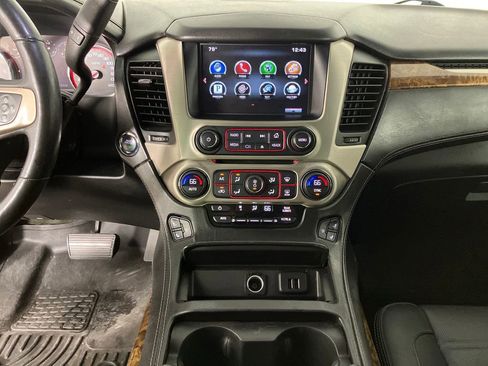 Used 2015 GMC Yukon XL Denali w/ Premium Package image 30