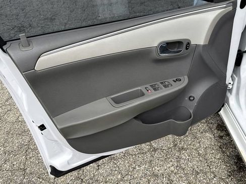 Used 2012 Chevrolet Malibu LS w/ LS Uplevel Package FWD image 15