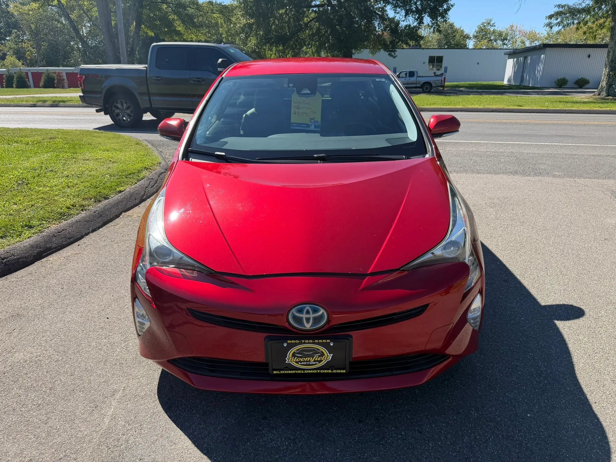 Used 2016 Toyota Prius Three Touring FWD image 2