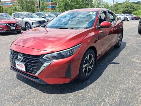 Used 2025 Nissan Sentra SV w/ All-Weather Package FWD image 2
