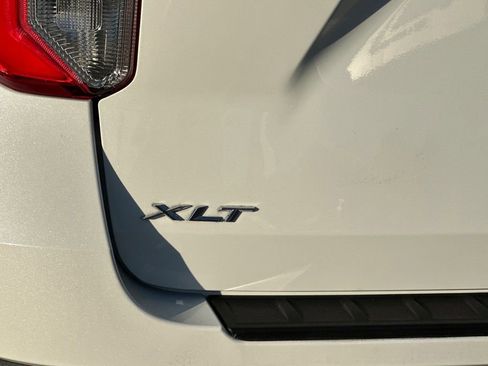 Certified 2023 Ford Explorer XLT image 31