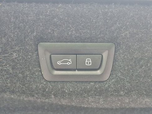 Used 2026 BMW 530i xDrive AWD/4WD image 29