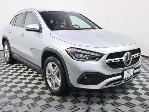 Used 2022 Mercedes-Benz GLA 250 4MATIC image 9
