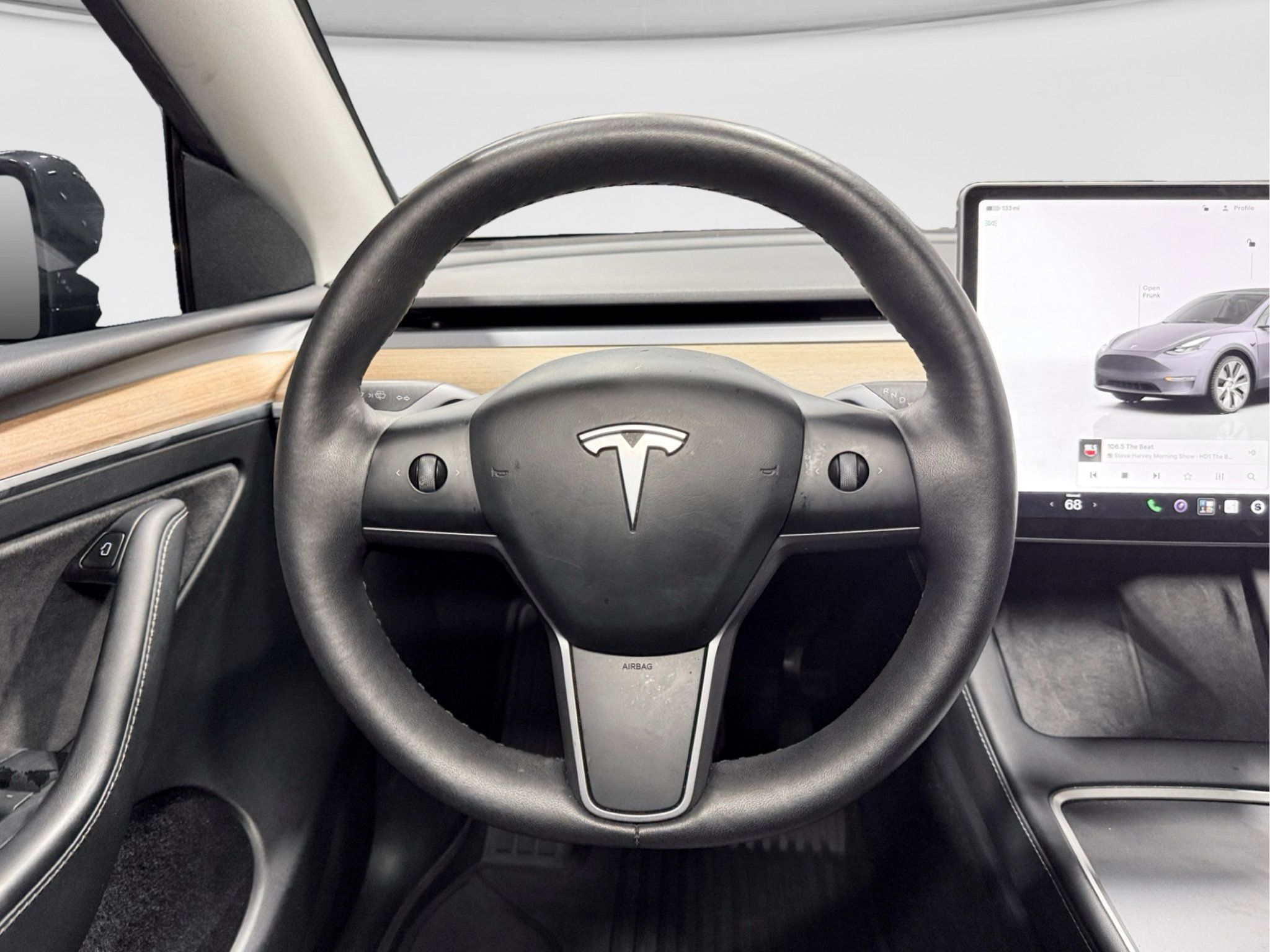 Used 2023 Tesla Model Y Long Range AWD/4WD image 8