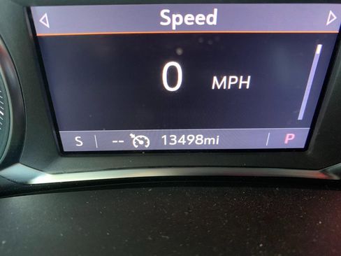 Used 2024 Chevrolet Equinox RS w/ RS Leather Package image 2