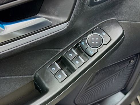 Used 2024 Ford Escape SE w/ PHEV Premium Package image 18