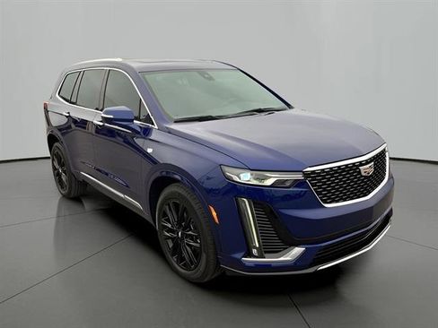 Certified 2023 Cadillac XT6 Premium Luxury w/ Technology Package image 7