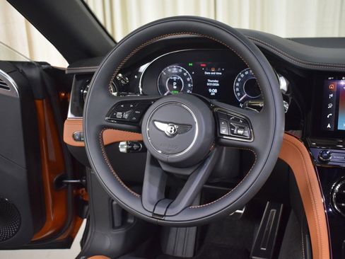 New 2026 Bentley Continental GTC AWD/4WD image 4