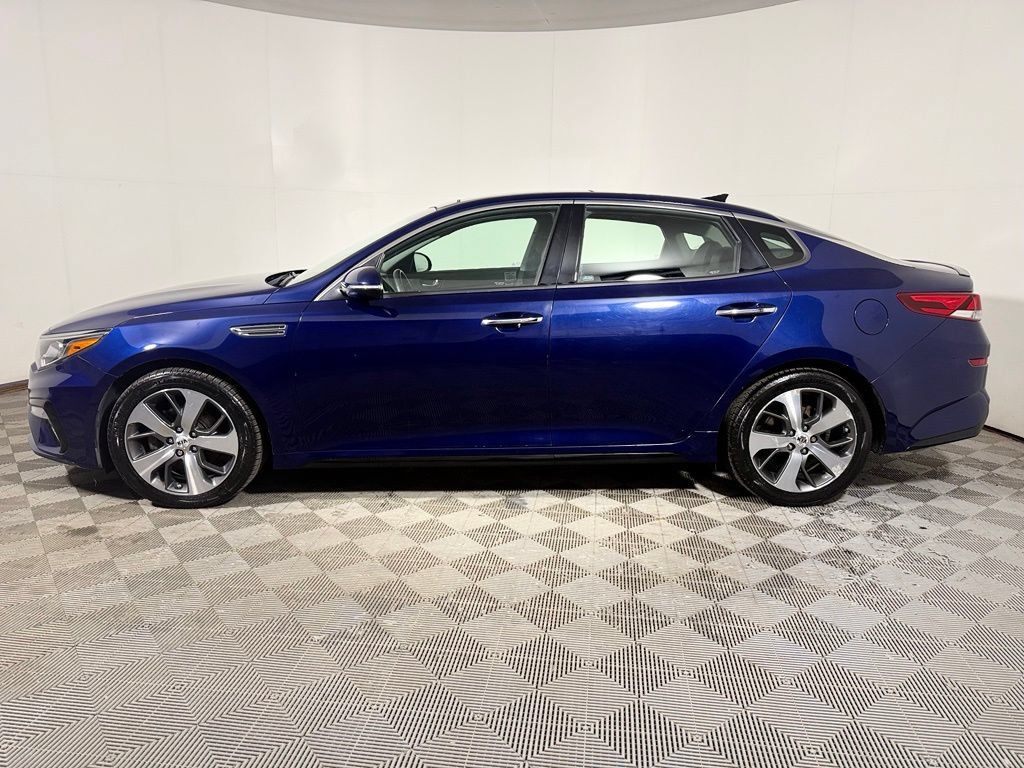 Used 2019 Kia Optima S w/ S Panoramic Sunroof Package FWD image 3