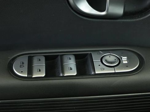 Used 2024 Hyundai Ioniq 5 SEL RWD image 16