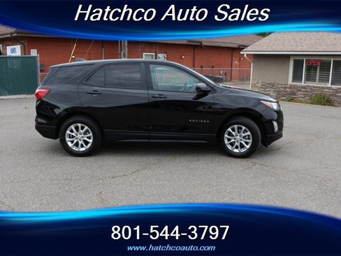 Used 2021 Chevrolet Equinox LS w/ LS Convenience Package AWD/4WD image 6