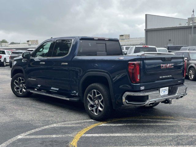 Used 2022 GMC Sierra 1500 SLT w/ SLT Premium Plus Package AWD/4WD image 6