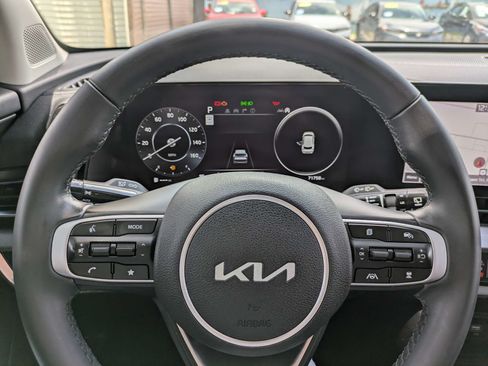 Used 2023 Kia Sportage SX FWD image 31