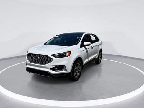 Used 2024 Ford Edge SEL w/ Convenience Package AWD/4WD image 4