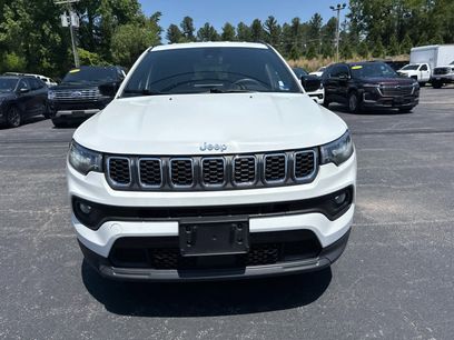 Used 2024 Jeep Compass Latitude