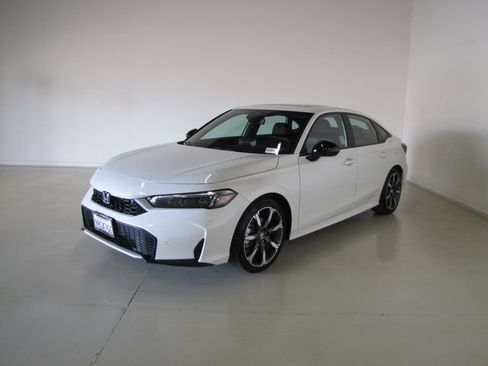 Used 2025 Honda Civic Sport Touring image 1