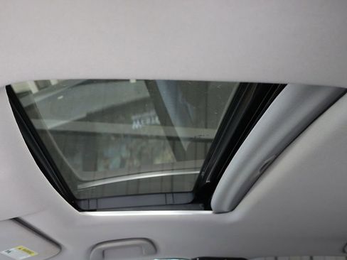 Used 2018 Honda Pilot EX-L image 11