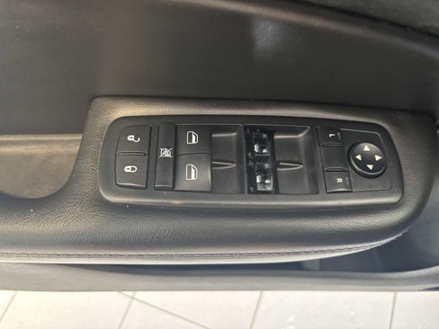 Used 2015 Chrysler 200 S w/ Navigation & Sound Group I AWD/4WD image 7