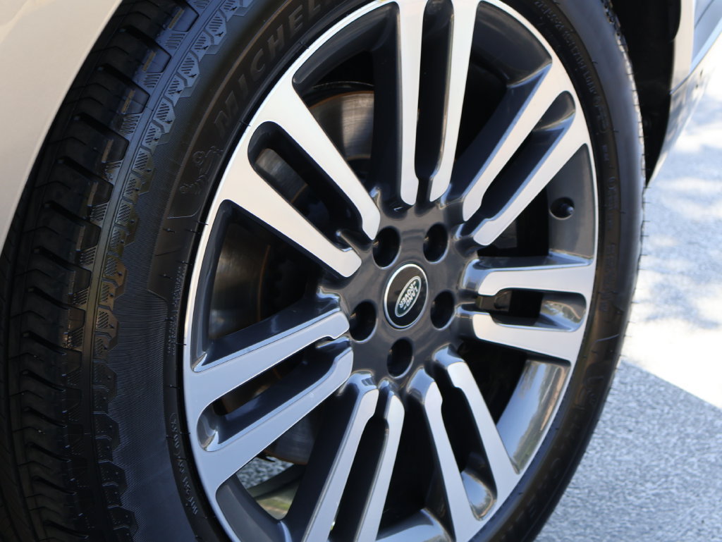 Used 2023 Land Rover Range Rover SE AWD/4WD image 46