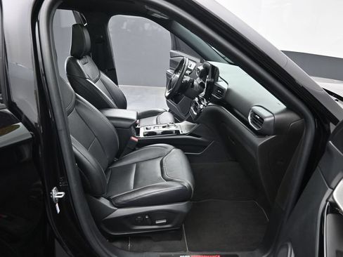 Used 2022 Ford Explorer ST w/ Equipment Group 401A AWD/4WD image 38