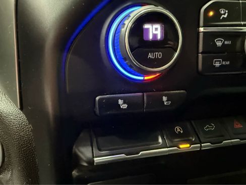 Used 2022 Chevrolet Silverado 1500 LT w/ Z71 Off-Road Package image 21