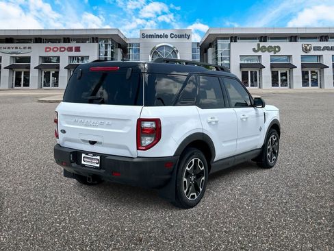 Used 2024 Ford Bronco Sport Outer Banks w/ Tech Package AWD/4WD image 8