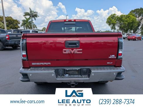 Used 2018 GMC Sierra 1500 SLT AWD/4WD image 4