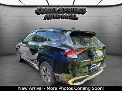 Certified 2023 Kia Sportage SX FWD image 3