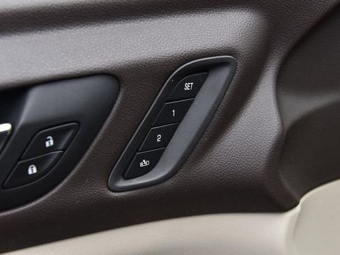 Used 2019 GMC Acadia Denali FWD image 11
