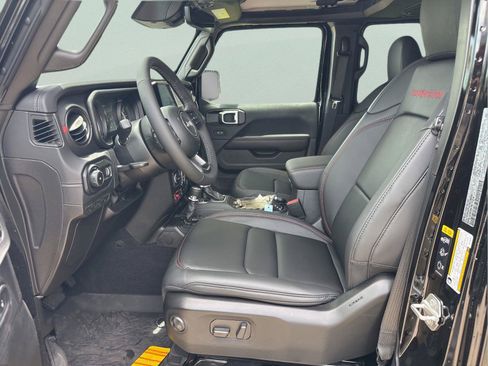 New 2026 Jeep Wrangler Unlimited Rubicon AWD/4WD image 31
