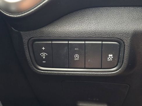 Used 2020 Kia Soul LX FWD image 22
