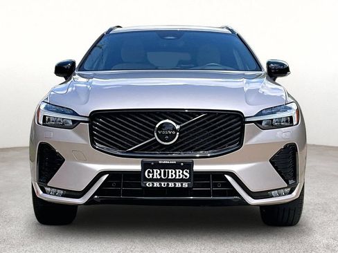 Certified 2026 Volvo XC60 B5 Plus AWD/4WD image 4