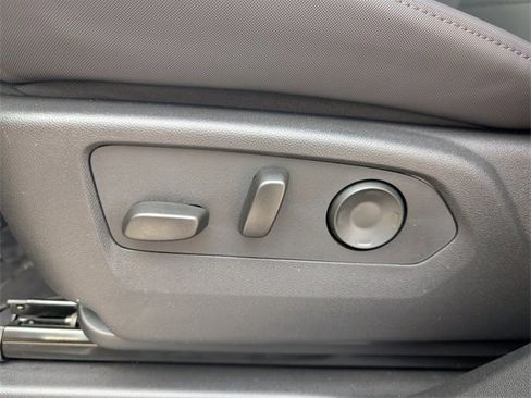 New 2025 GMC Hummer EV 2X image 11