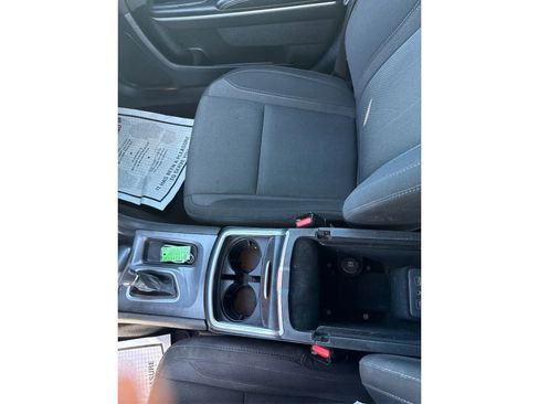 Used 2019 Dodge Charger SXT image 12