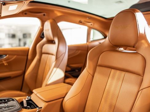 New 2026 Aston Martin DBX 707 image 19