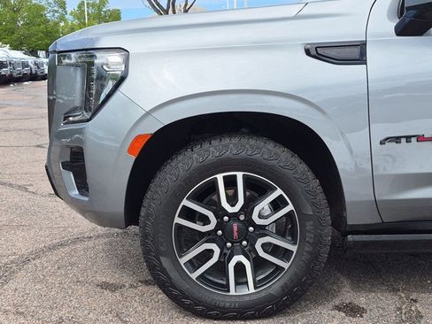 Used 2023 GMC Yukon AT4 AWD/4WD image 19