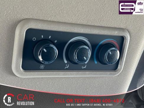 Used 2020 Chevrolet Express 3500 LS image 21