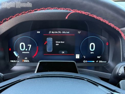 Used 2025 Ford Explorer ST-Line w/ Premium Package image 19