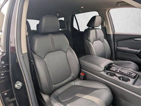 Used 2025 Honda Pilot EX-L image 22