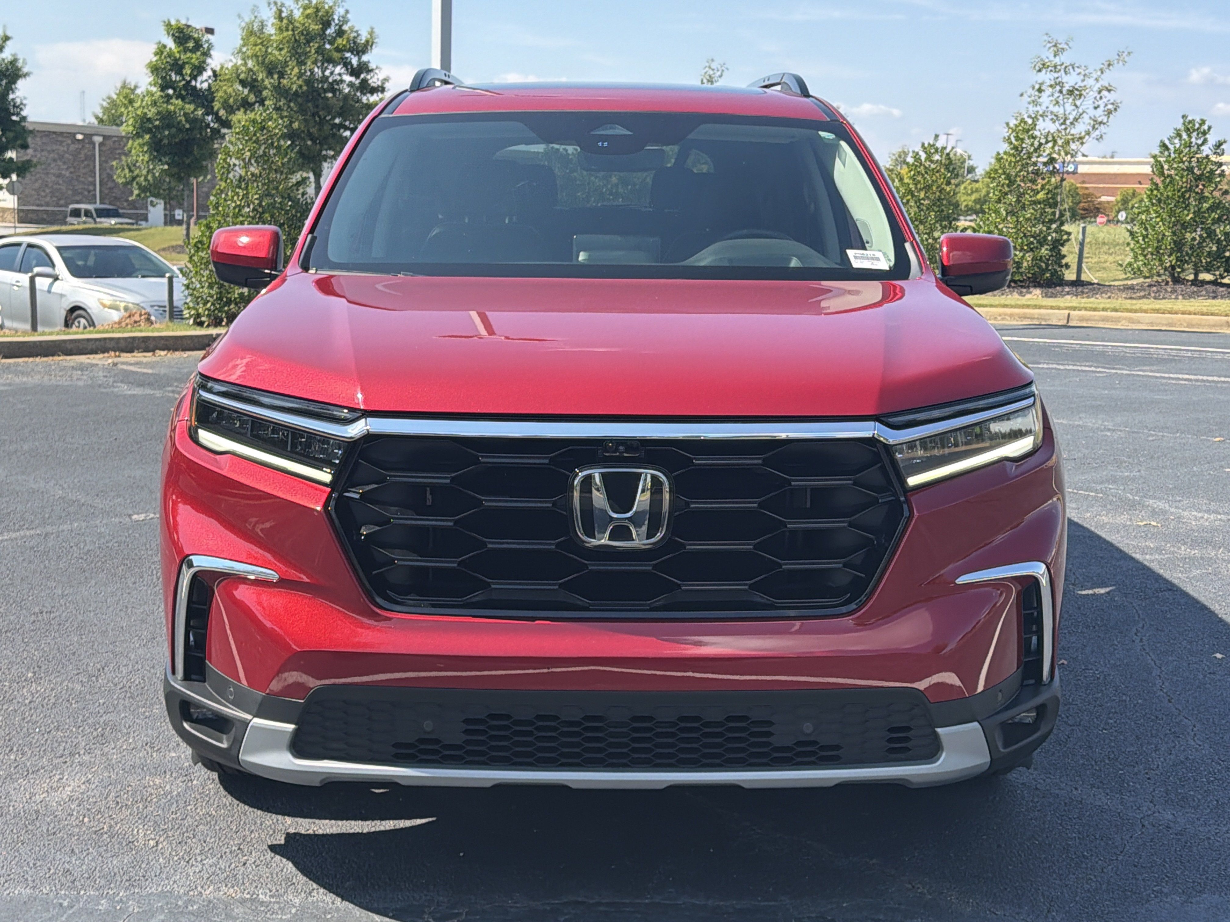 Used 2024 Honda Pilot Elite image 3