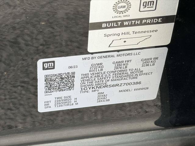 Used 2024 Cadillac XT5 Premium Luxury w/ LPO, Floor Liner Package AWD/4WD image 39