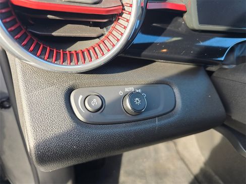 Certified 2025 Chevrolet Trax RS w/ Driver Confidence Package image 20