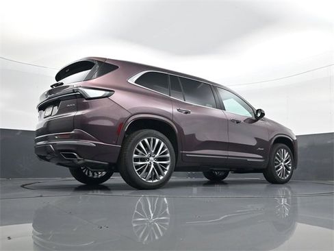 New 2026 Buick Enclave Avenir w/ Super Cruise Package image 26
