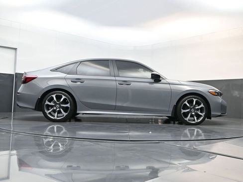 Used 2025 Honda Civic Sport image 23